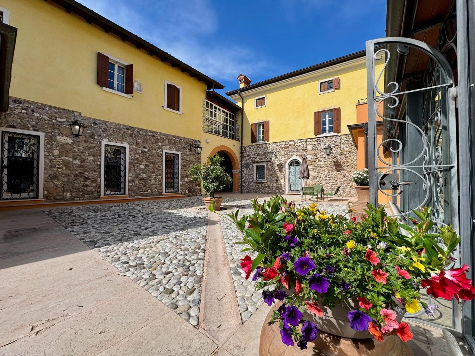 Corte Impero Hotel & Restaurant Affi Εξωτερικό φωτογραφία